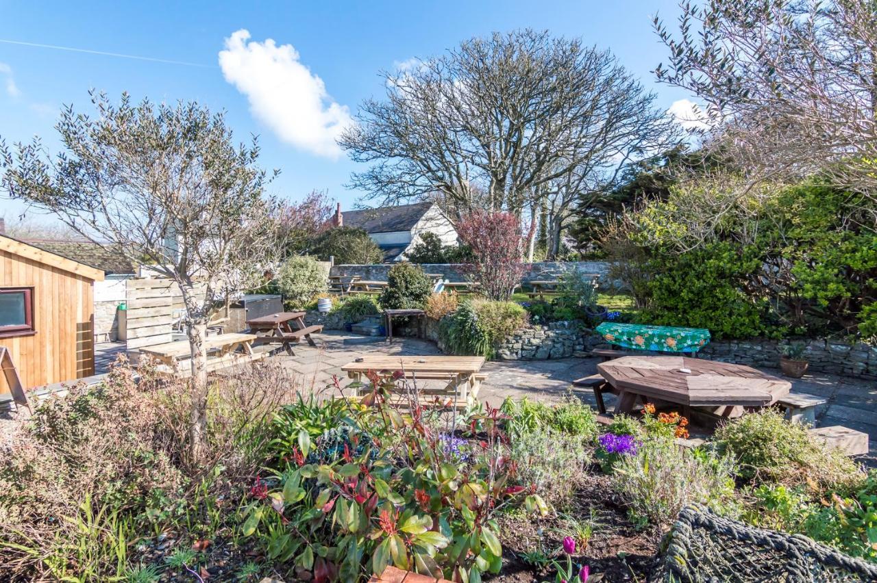Manorbier Castle Inn Sunset Room Ngoại thất bức ảnh